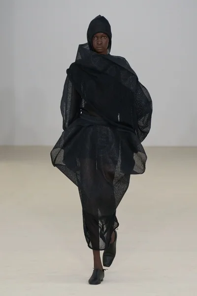 Look 38